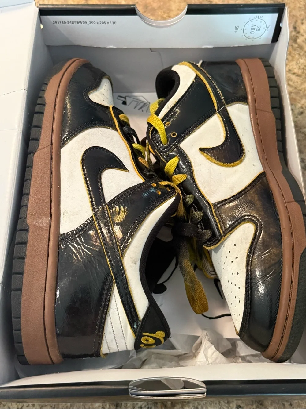 Nike Dunk Low Panda size 6.5 Y HQ9294100 YOUTH 6.5